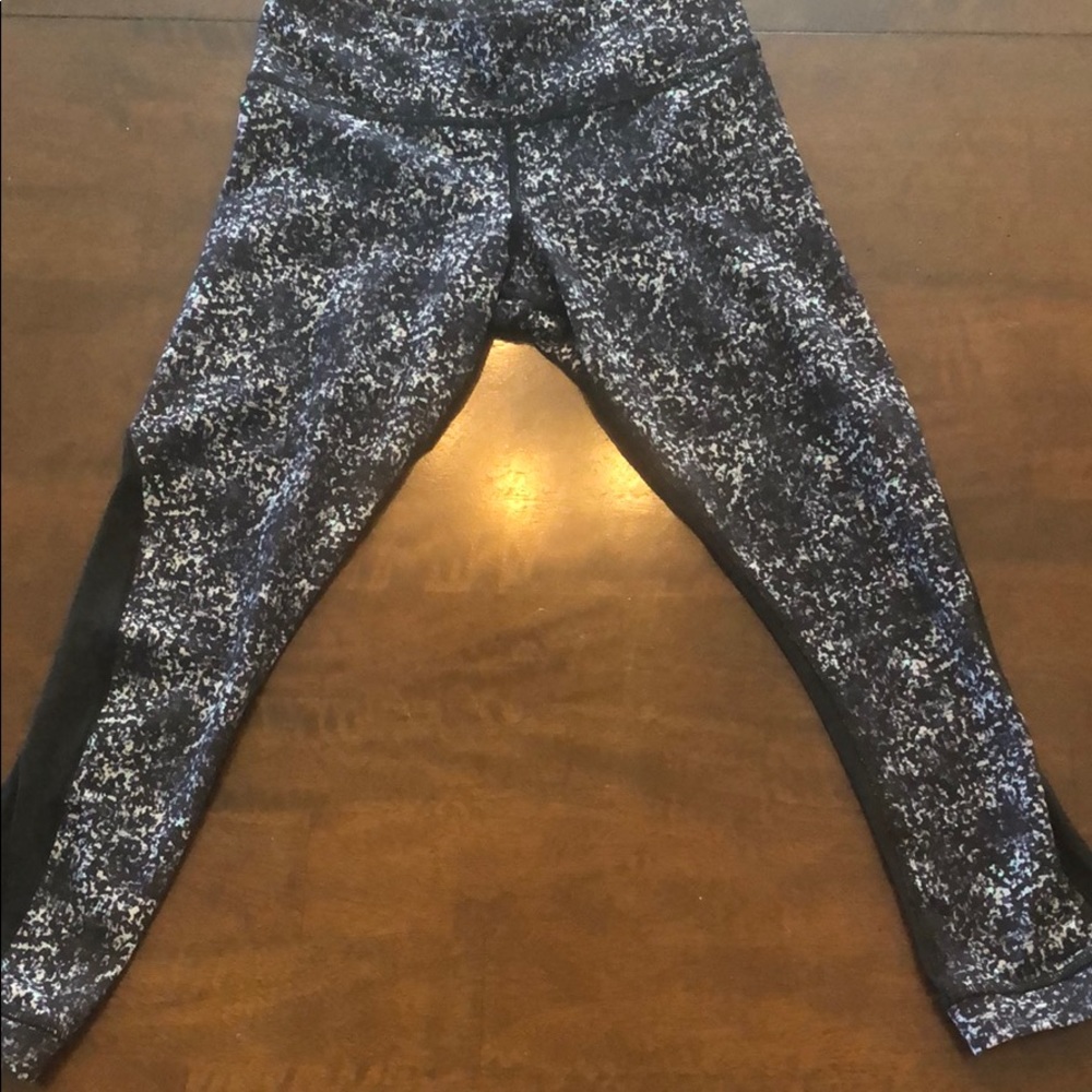 Size 4 cropped leggings